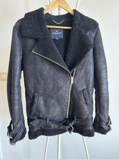 Black leatherette mid-season coat