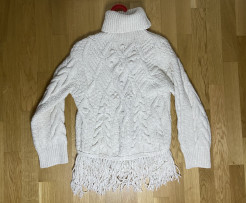 Knitted jumper