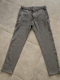Pantalon Zara grandeur 36 usa 29