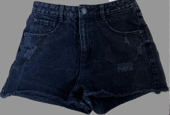 Schwarze Jeansshorts