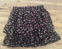 Patterned ruffled skirt