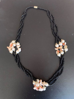 Necklace of natural pearls and shells from the sea