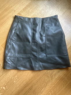 Mini skirt khaki size 38 synthetic leather