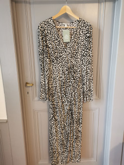 New long dress with label