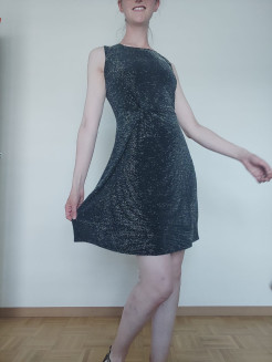 Shiny mid-length dress