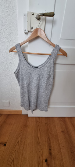 Leichtes graues Tanktop