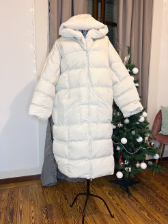 Lange, gepolsterte Daunenjacke NEU