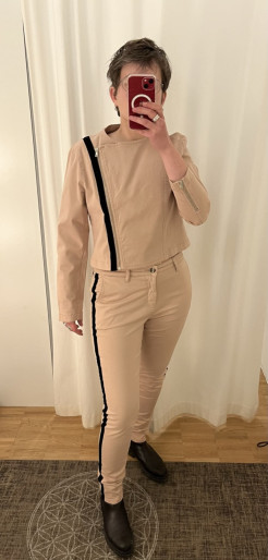 Beige jacket and trousers set