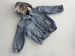 Jeansjacke mit Kapuze