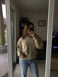 Vintage beige jumper