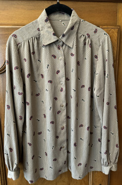 Vintage grey printed blouse