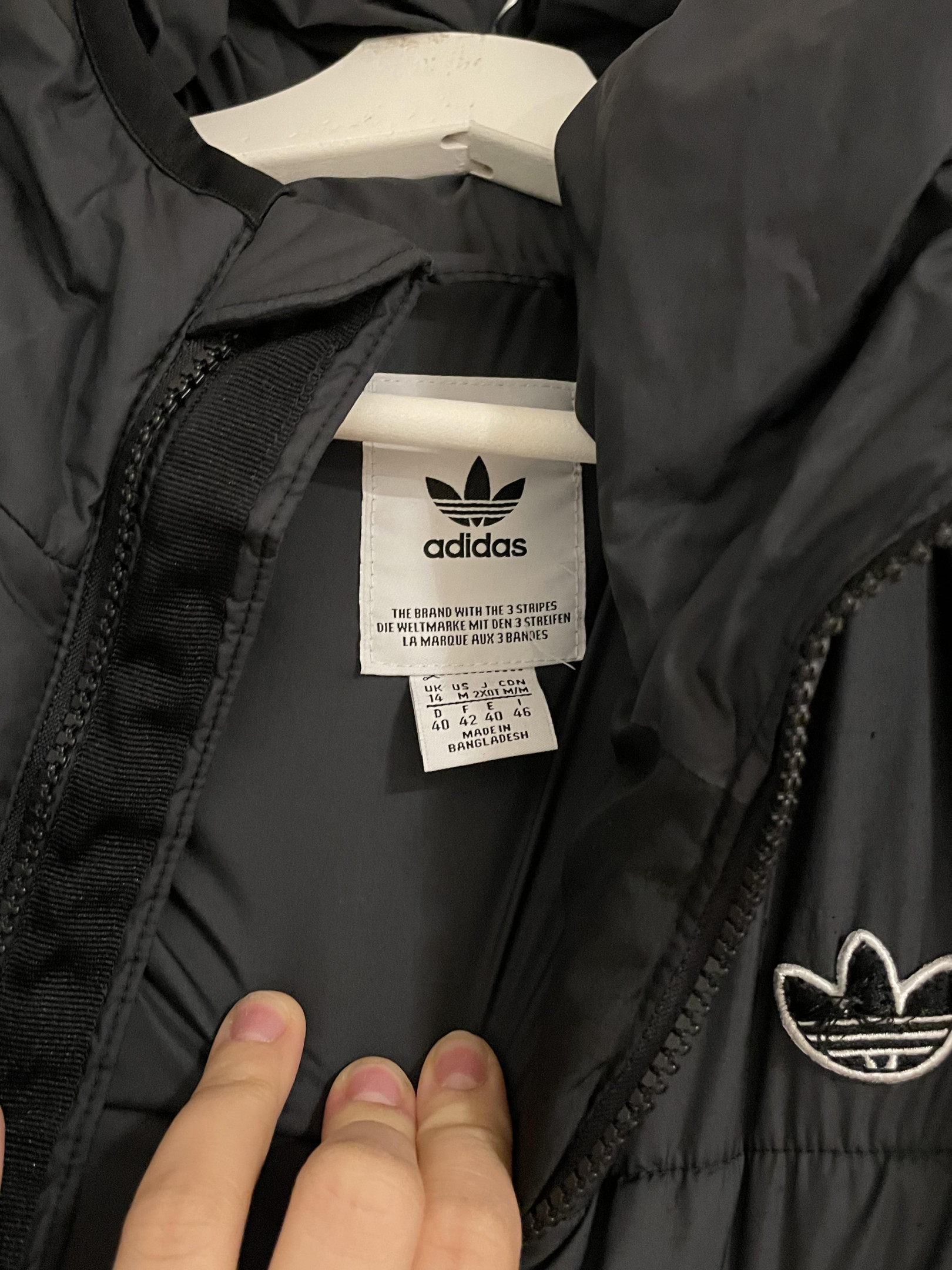 The brand with online the 3 stripes jacket