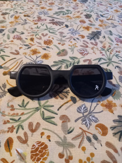 New Hi Tek black sunglasses