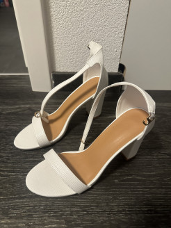 White heels size 38
