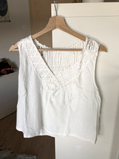 white top with lace
