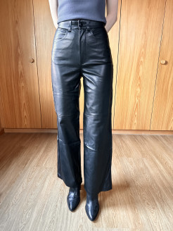 Pantalon taille haute en similicuir