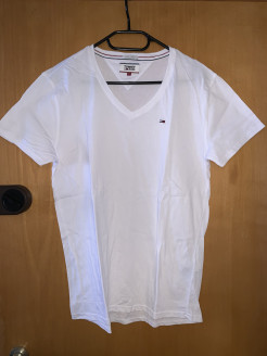 White TOMMY Jeans T-shirt