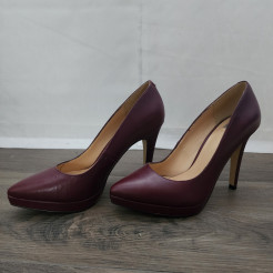 Burgundy pumps in real leather