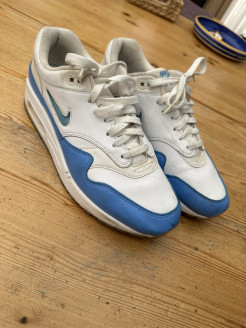 Nike Air Max 1 Premium Jewel White & University Blue