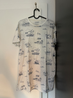 Pull&Bear Blue Patterned White T-Shirt Size M