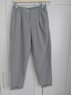 Pantalon rayures gris