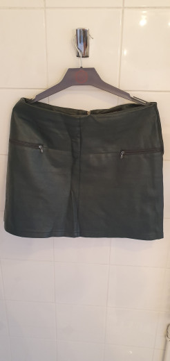 Leatherette skirt
