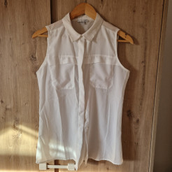 White sleeveless shirt