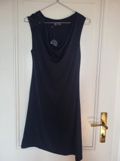 Black zuiki dress