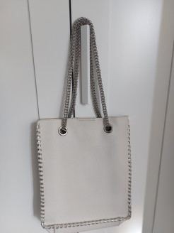 White bag Zara