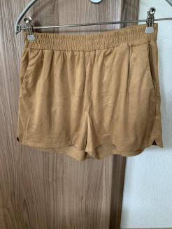 Brown/beige shorts