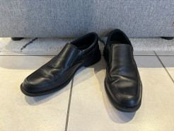 Skechers black leather loafer shoes