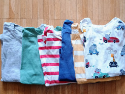 Lot de 6 t-shirts en taille 104