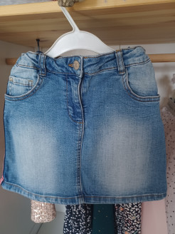 Girl's denim skirt