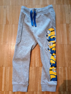 Pantalon jogging les minions taille 110