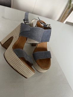 Trendy summer sandal