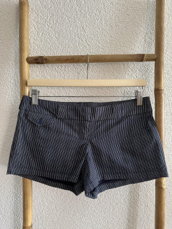 Mini-Shorts mit Streifenmuster