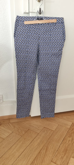 Pantalon cigarette à motif noir, bleu et blanc H&M 