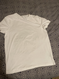 2 white t-shirts