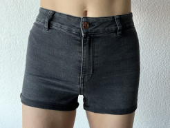 Schwarz Shorts