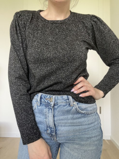 Schwarzer Pullover mit Pailletten