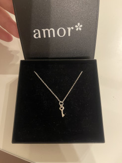 Silver "key" necklace - Amor