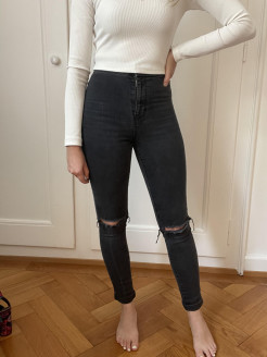 Jeans noir taille haute