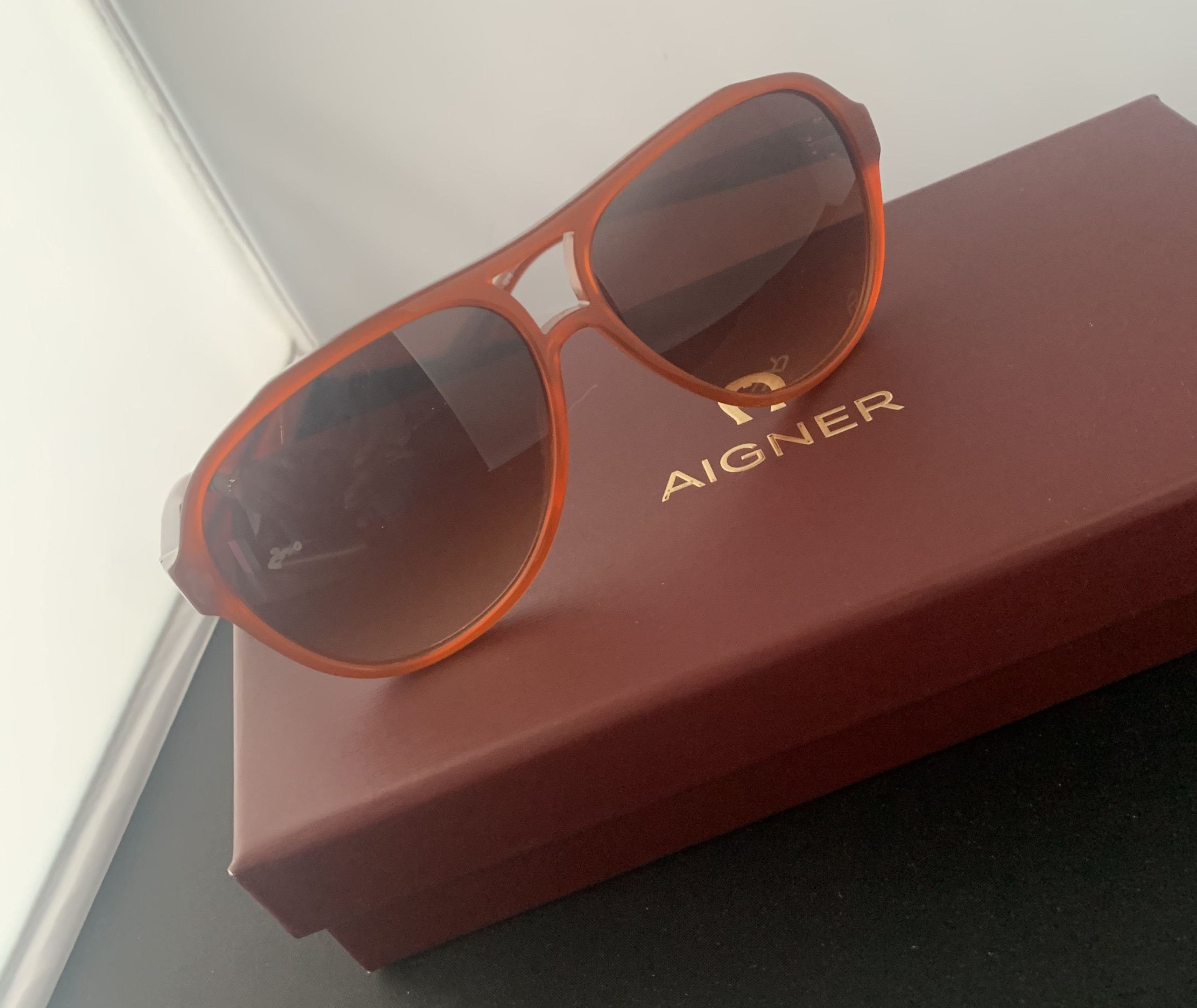 Aigner sunglasses like new Clozen