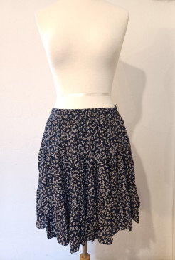 Flowing skirt, navy blue, size 38-40
