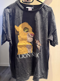 Charcoal grey Simba and Timon T-shirt - size L