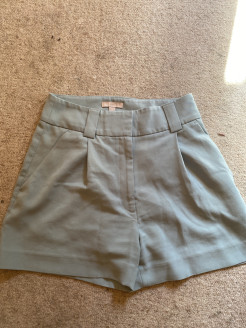 H&M flowing shorts 36