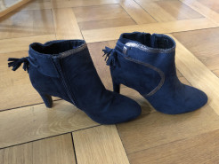 Navy blue suede boots 40