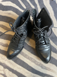 High lace-up boots