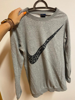 Sweat nike gris