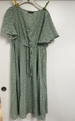 Robe longue fleurie verte